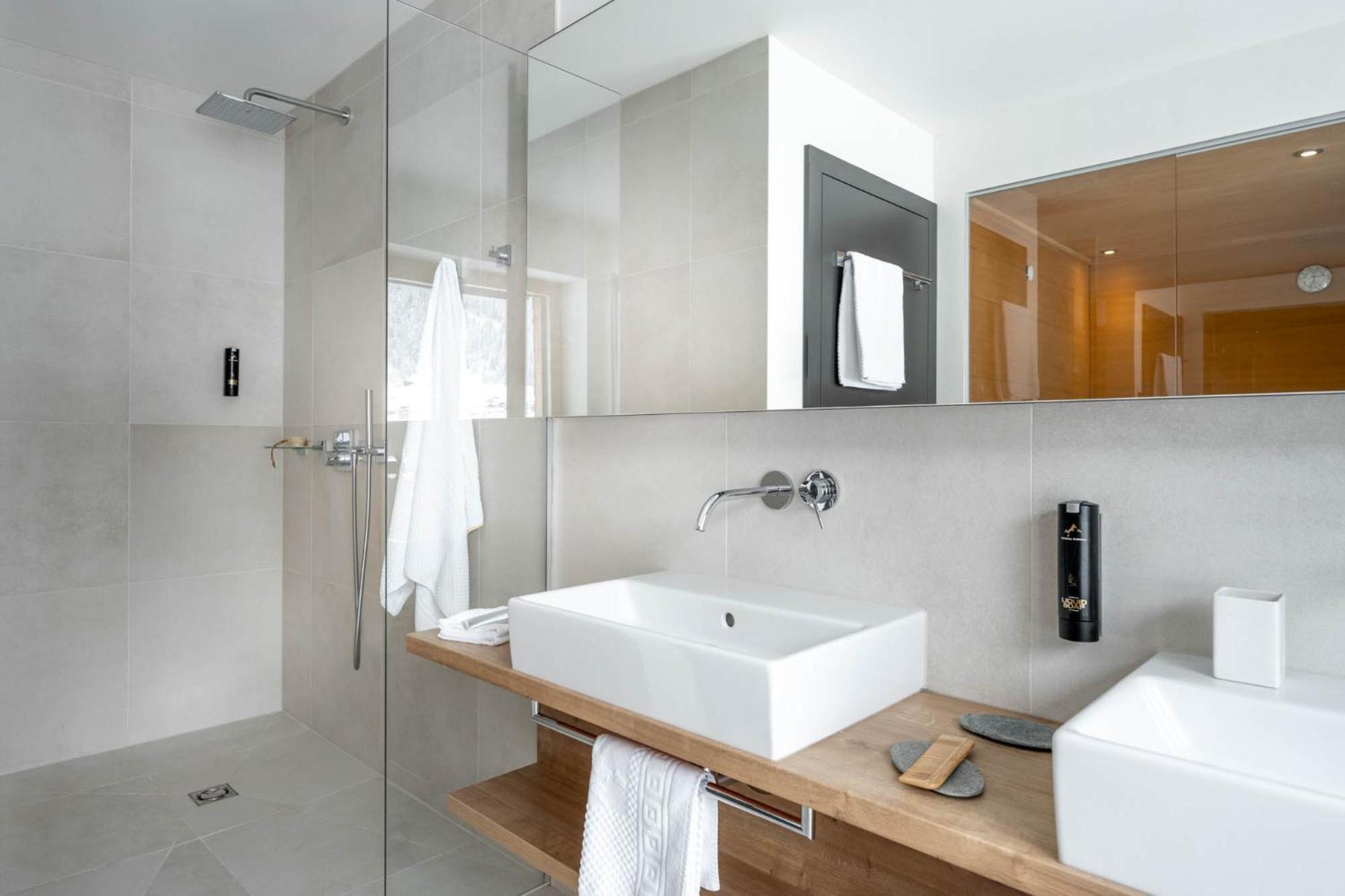 Sporthotel Chalet 사슈른 객실 사진