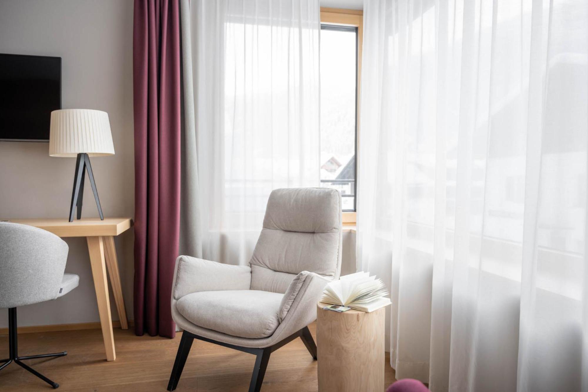 Sporthotel Chalet 사슈른 객실 사진